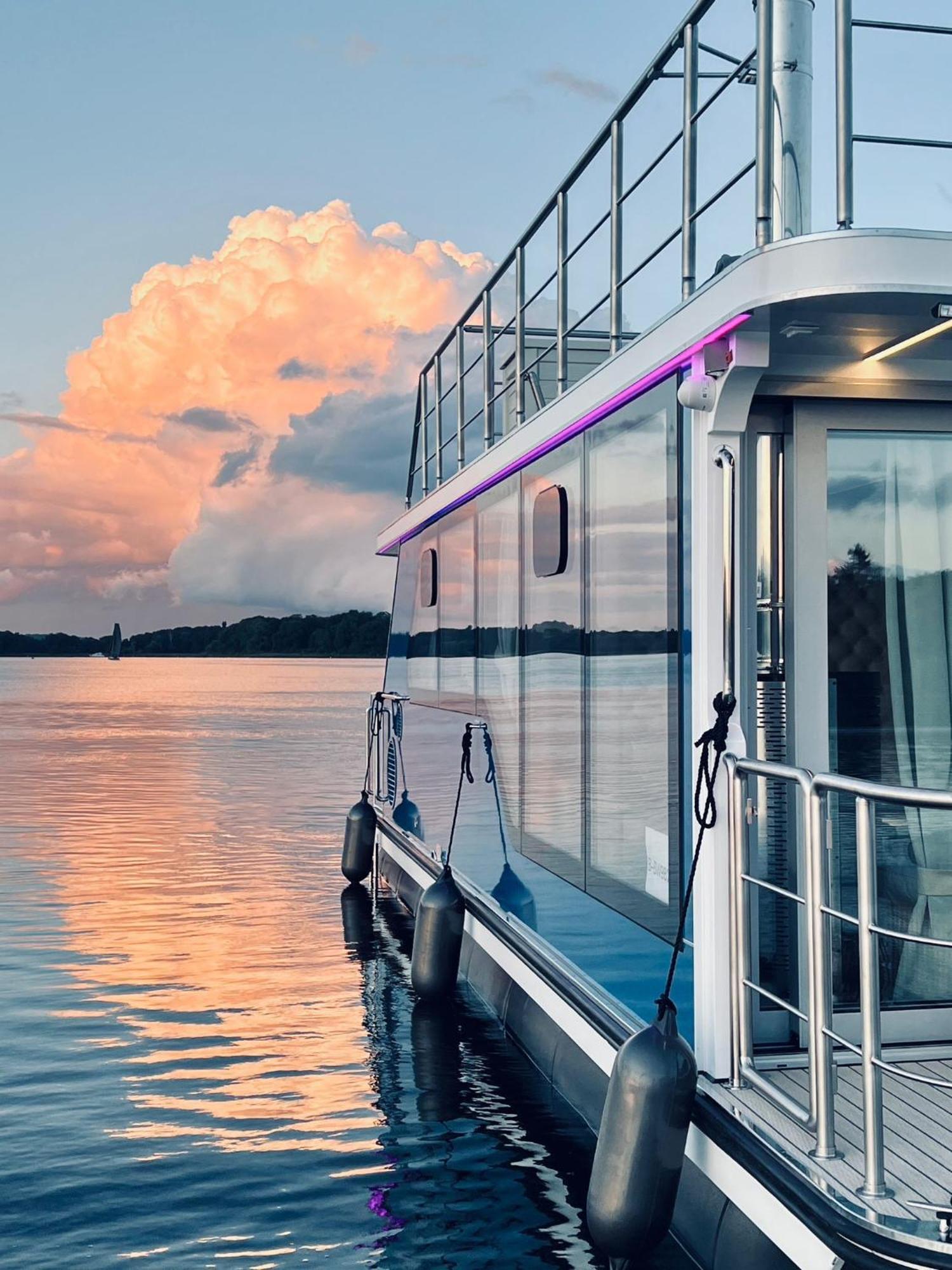 Nena Hausboot Otel Berlin Dış mekan fotoğraf